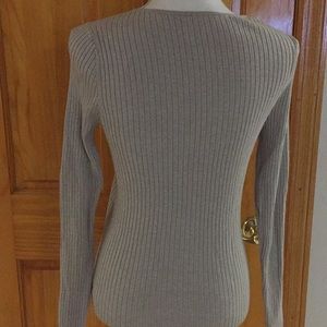 Express Sweaters - NWOT Express sweater! Express Sweaters - NWOT Express sweater!